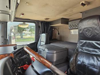 Scania P420 / MANUAL GEARBOX / 10x4 / RETARDER / 150T